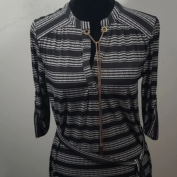 Mlle Gabrielle Dress - Picture 2 of 7